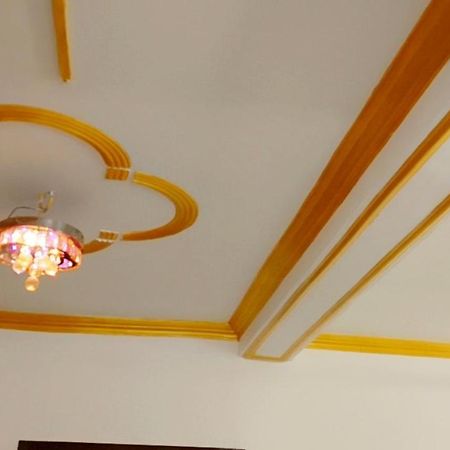 ורנאסי Ganga Paying Guest House חדר תמונה